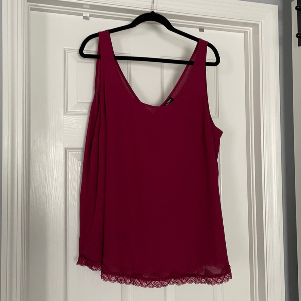 Lace Trim Tunic Tank